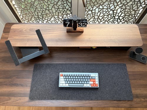 Setup Cockpit Monitorständer Large - Massivholz