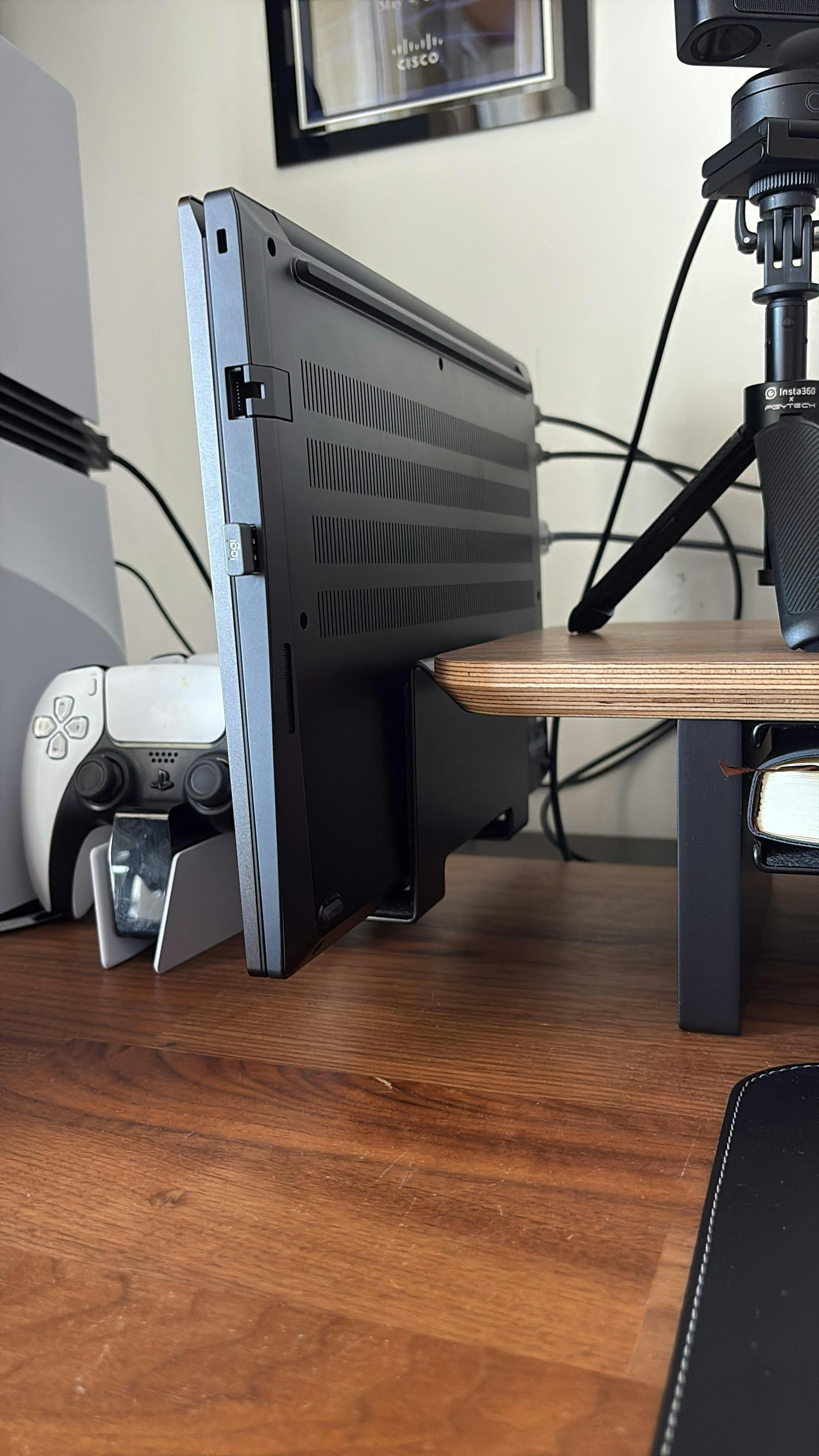 Laptop Dock – Functional Design for your Desk | BALOLO
