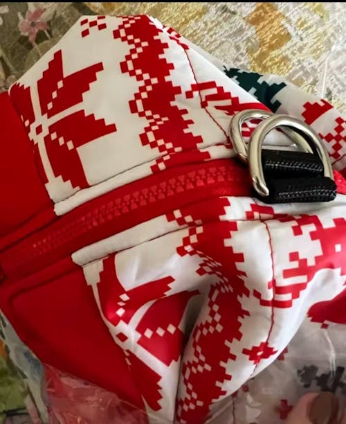 Winter Hundejacke - wasserabweisend, warm & mit Leinenring