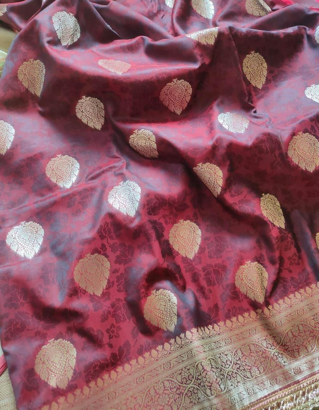 Wine Art Katan Silk Banarasi Saree with Zari Buta & Tanchoi Lace Border