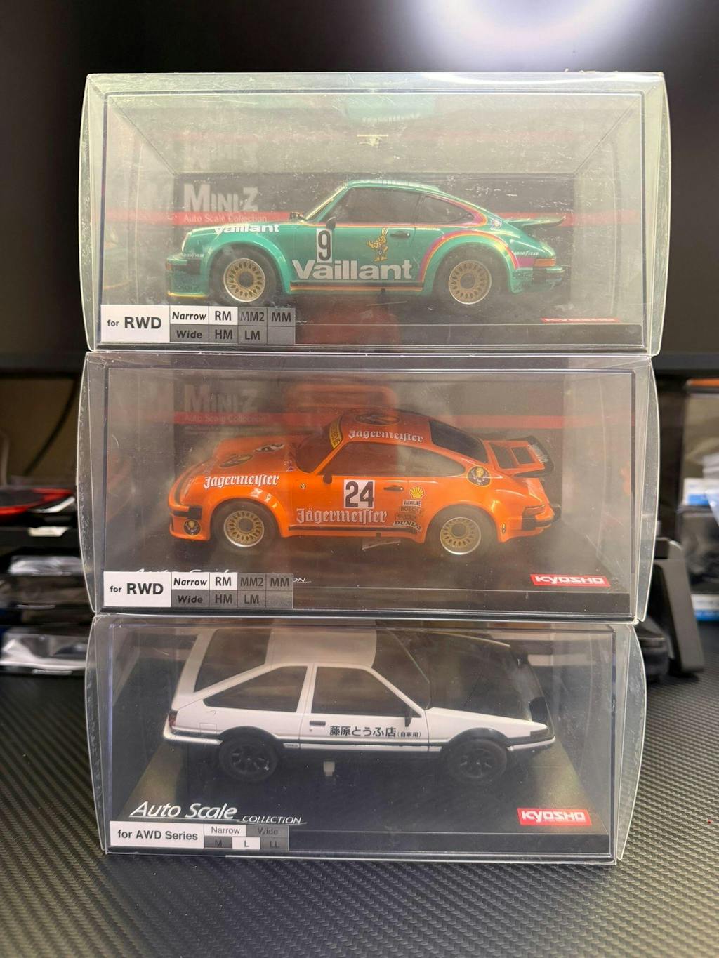 Kyosho MZP162V ASC MR04N-RM Porsche 934RSR Turbo Vaillant