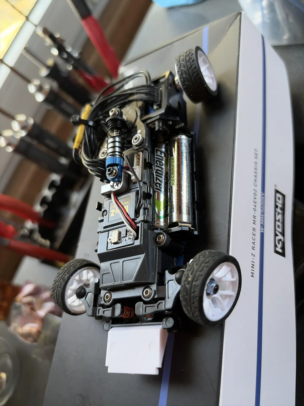 Kyosho MZW708 Aluminium Oil Damper Mount (MR-04)