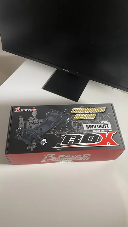 Banzai Hobby - Aoshima Initial D Ryosuke Takahashi FC3S RX-7 Akagi