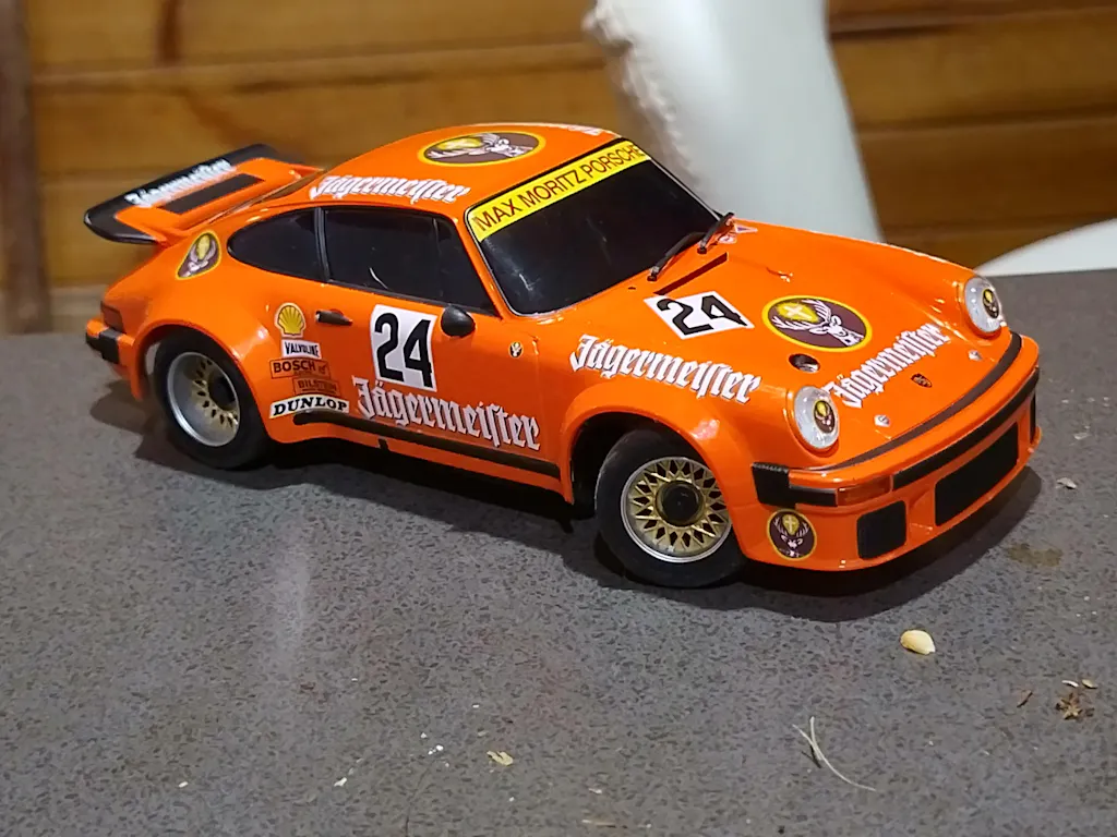 Kyosho 32368EM MR04RWD r/s Porsche 934 RSR Turbo Jägermeister