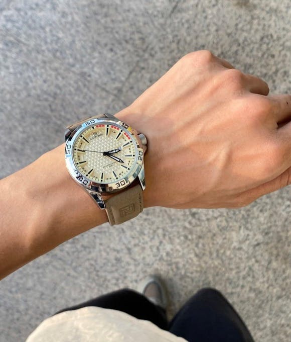 Naviforce Chrono Vibe NF8023 – Sportski Sat za Muškarce