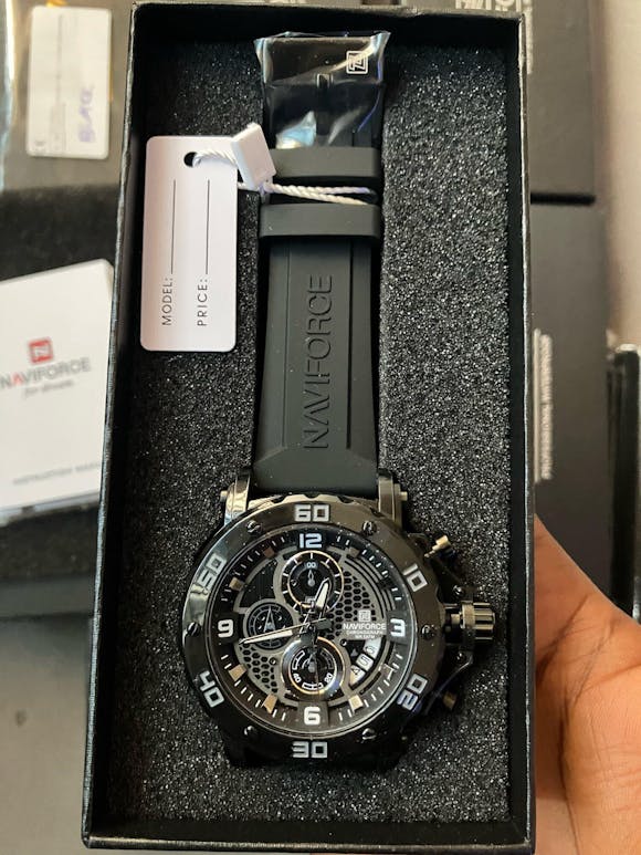 Muški sat NaviForce NF7123 Runner - Black