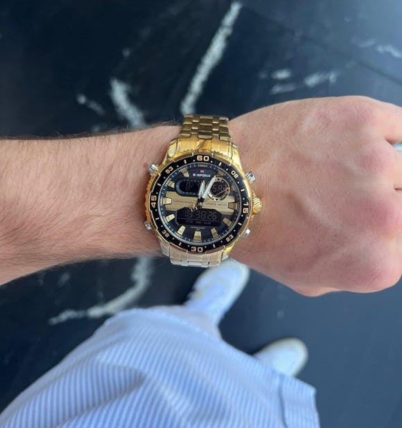 Muški Sat Naviforce NF9234 – Zlatna-Crna Boja