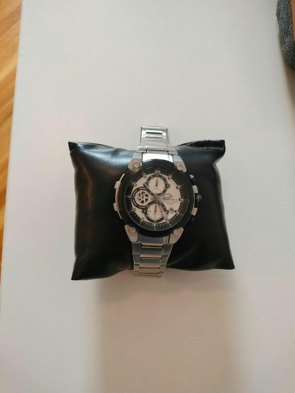 Muški sat NaviForce NF8071 Striker - Silver