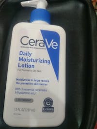 CeraVe Daily Moisturizing Lotion for Dry Skin 236ml
