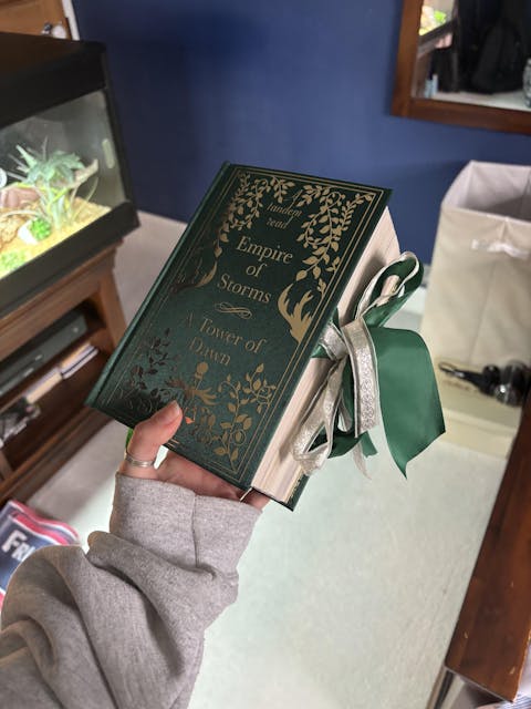 A Tandem Read of Empire of Storms & A Tower of Dawn