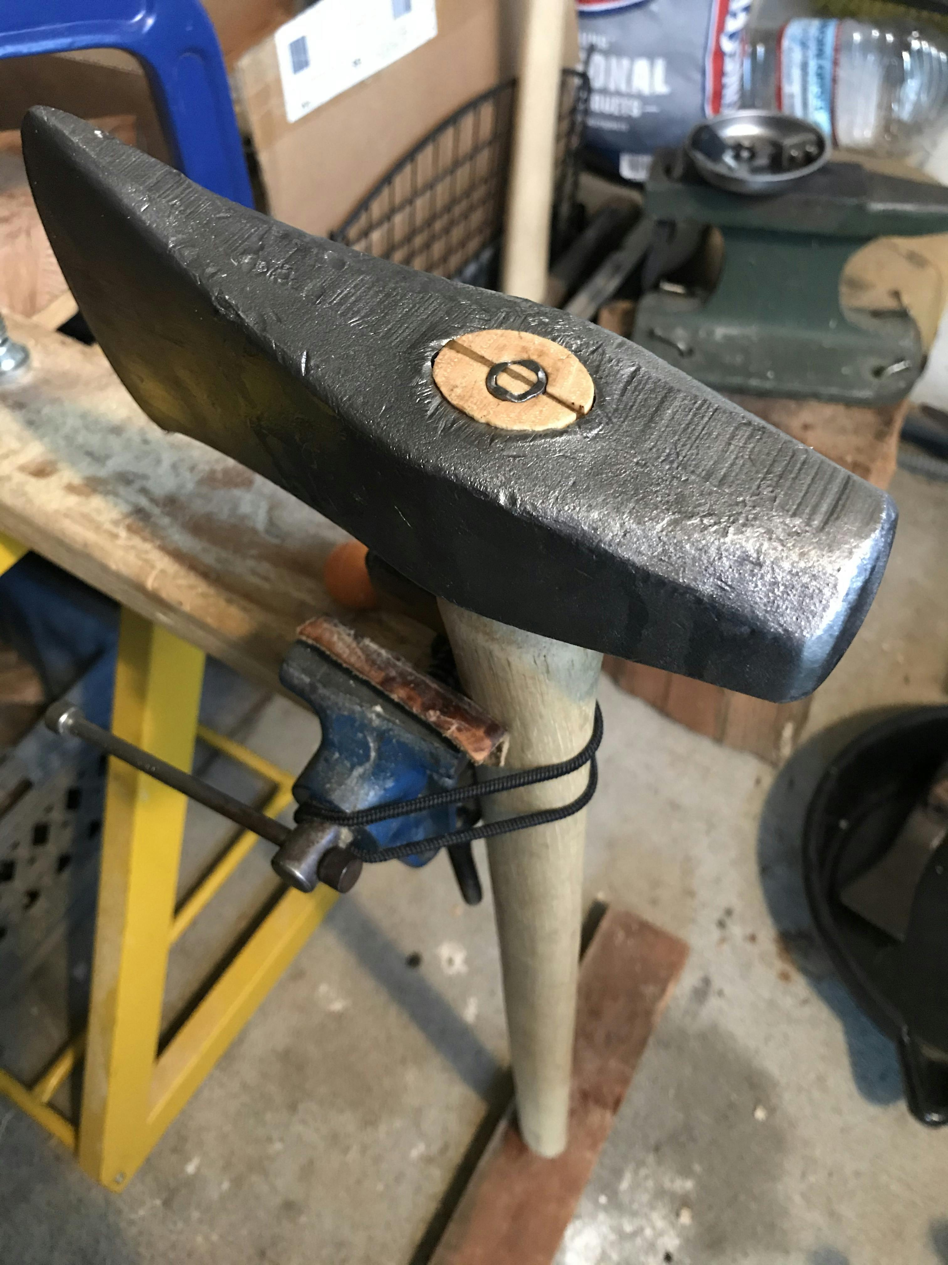 36" Sledge Hammer Handle Standard Eye White Hickory 1 Grade Beaver