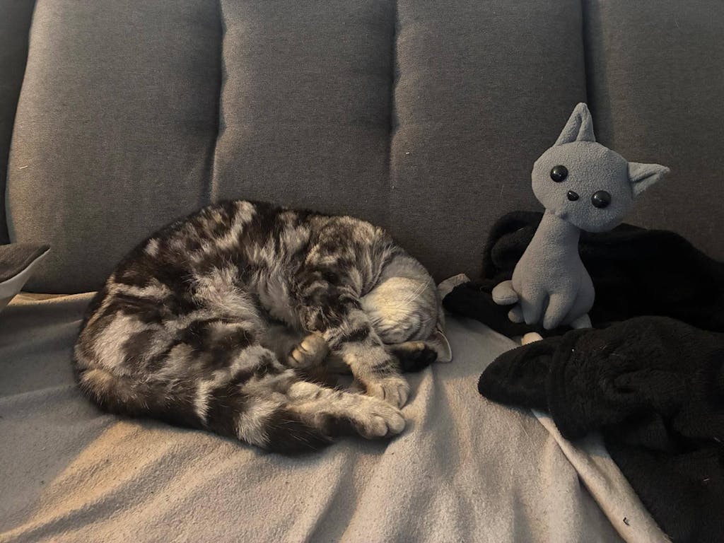 Sitting Kitty Cat Stuffed Animal Sewing Pattern, PDF Plush Pattern - Digital Download