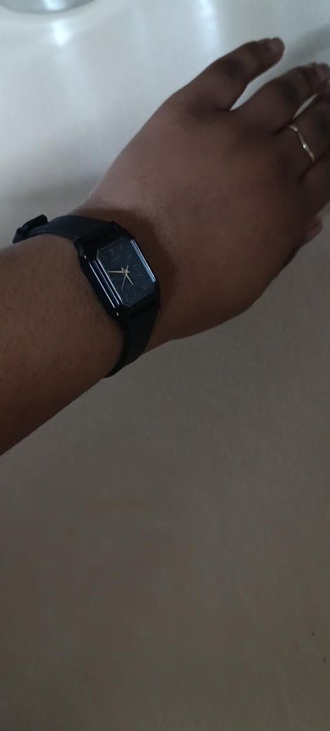 CASIO POP - LQ-142-1EDF