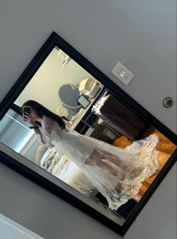 Long lace robe with train Ivory Black