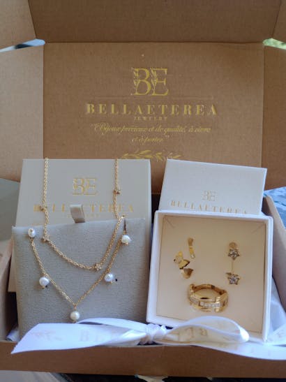 PEARLETTE ❥ Baciamano