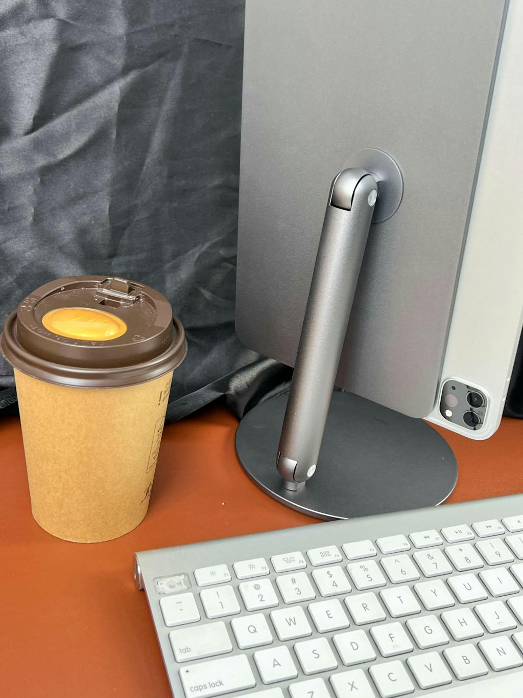 Infinity Pro iPad Stand Benks