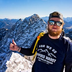 Nur wo du zu Fuß warst - Herren Organic T-Shirt'