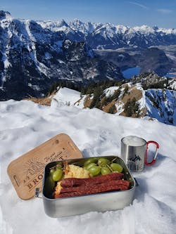 Meine Welt sind die Berge - Karabiner Tasse'