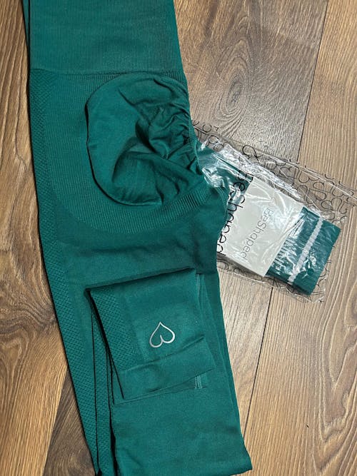 Butelkowozielone Legginsy Modelujące - Power Up!