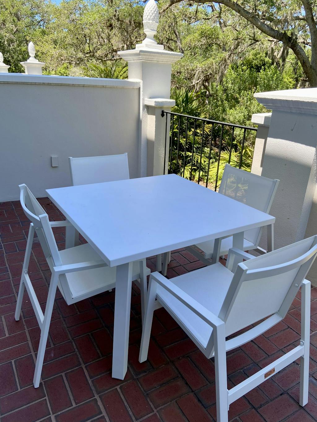 How Do Louvered Pergolas Work?