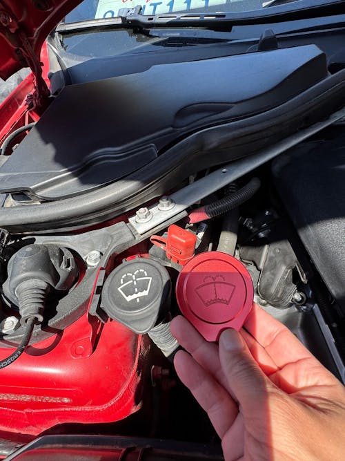 Aluminum Washer Fluid Reservoir Cap For BMW E90 E91 E92 E93 X1 E84 E81 E82 E87 E88