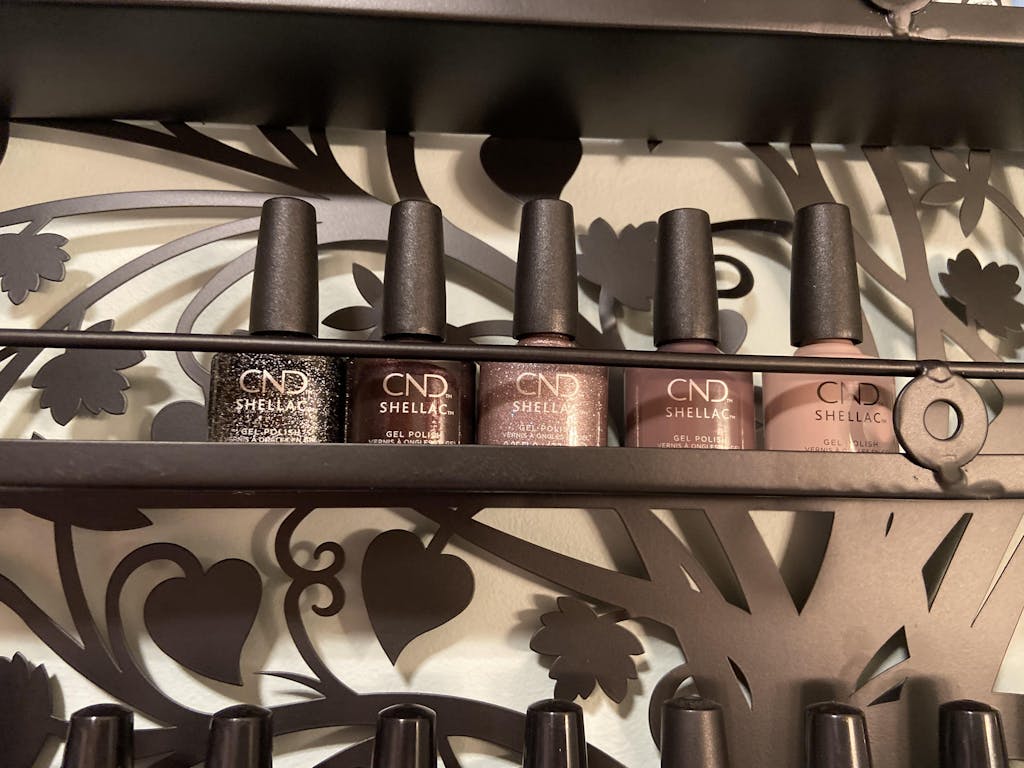 CND Shellac Statement Earrings (0.25 oz)