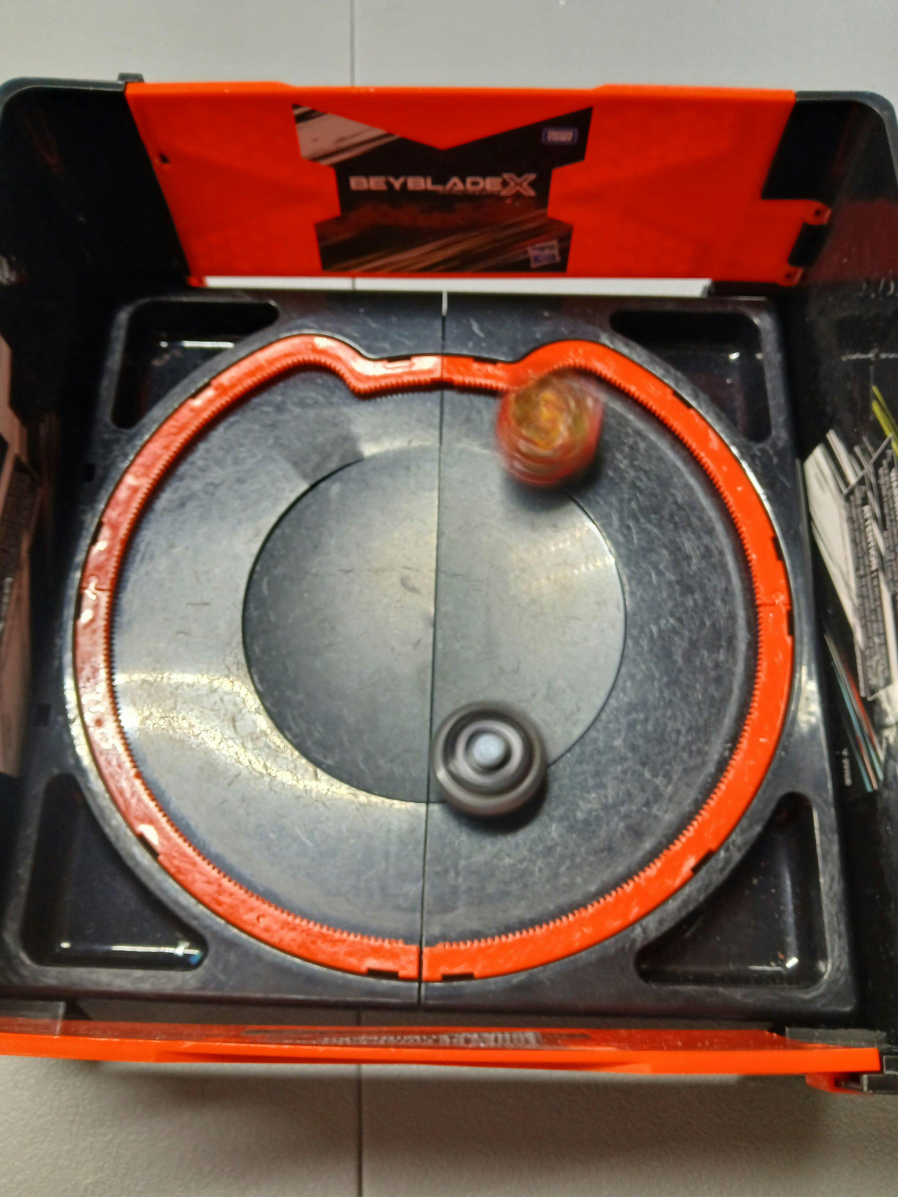 Beyblade X Clash & Carry Portable BeyStadium (X-celerator Rail)