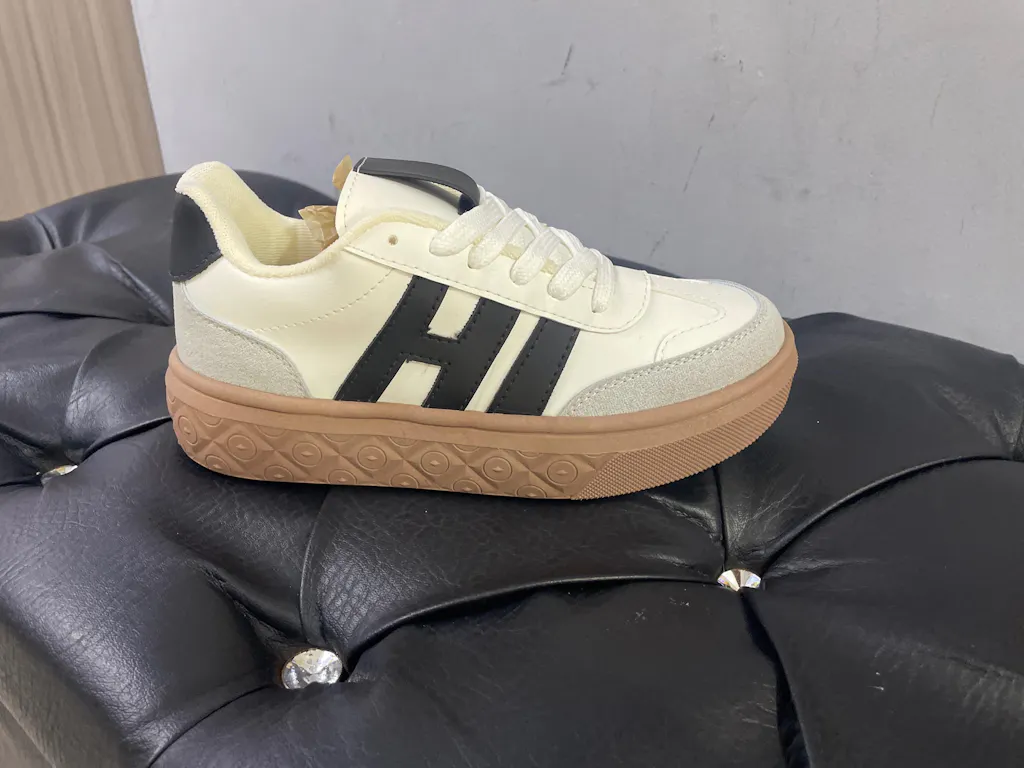 MILANO BLANCO CON NEGRO