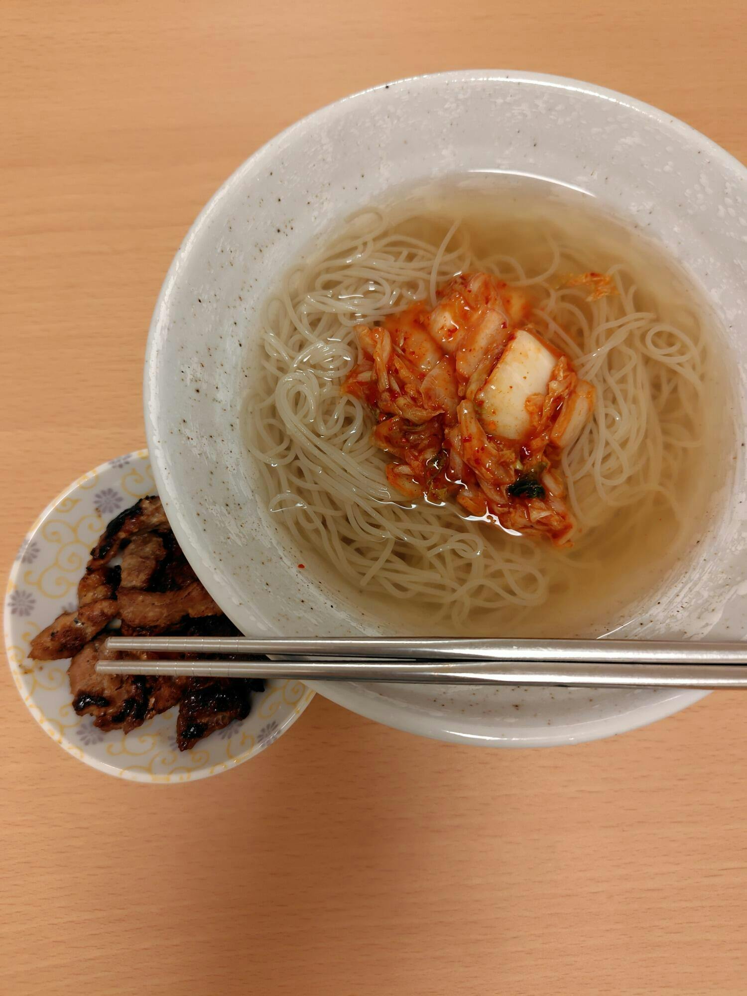 韓国惣菜bibim'ー【お得セット】韓国冷麺セット(水冷麺2人前/豚カルビ