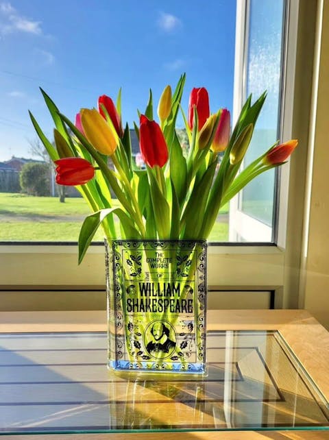 William Shakespeare Acrylic Book Vase