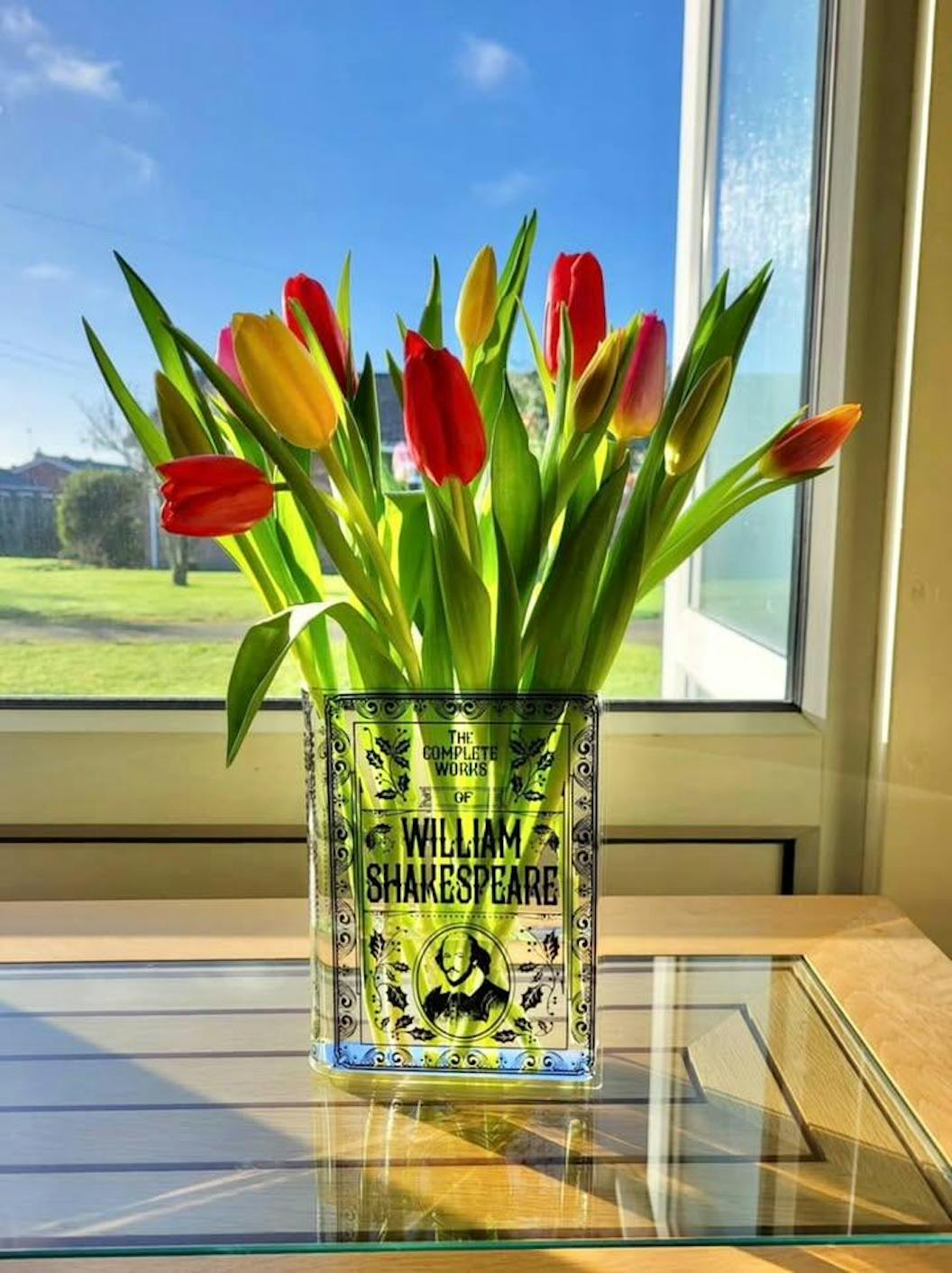 William Shakespeare Acrylic Book Vase