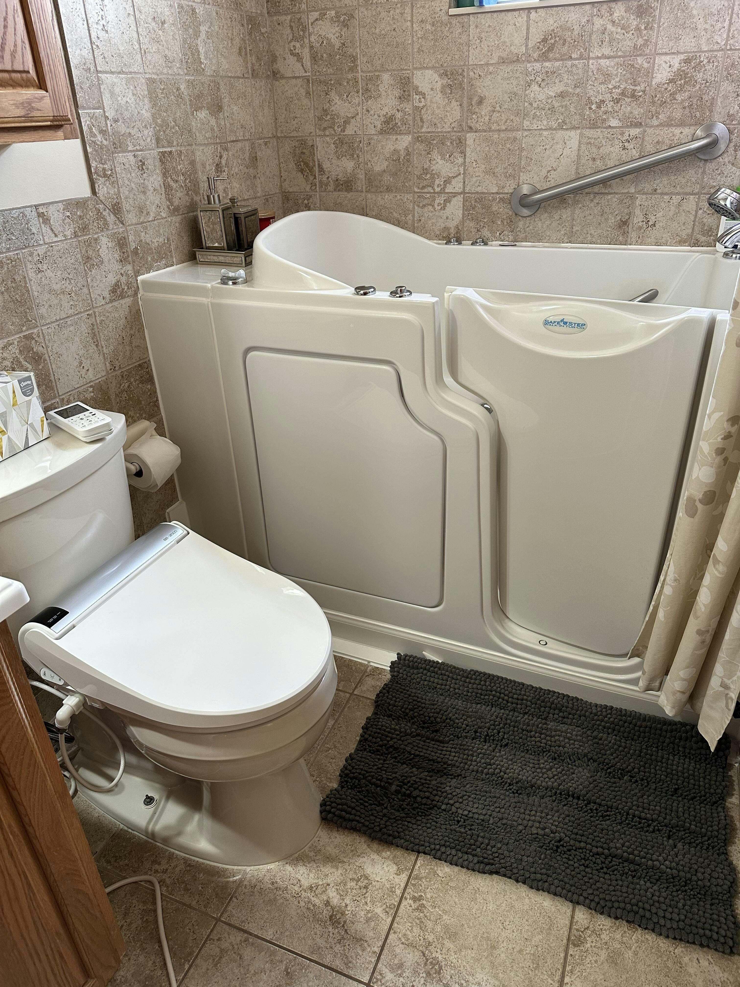 Bio Bidet Bliss BB2000 Bidet Toilet Seat