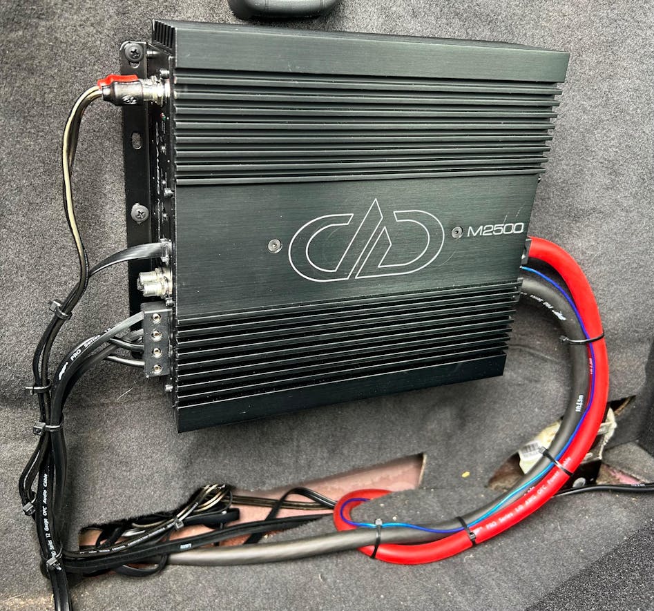 DD Audio Monoblock Amplifier 2500W RMS High-Efficiency Class D DD Audio Monoblock Amplifier 2500W RMS High-Efficiency Class D