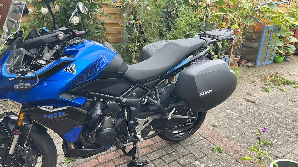 SHAD 3P Pannier Rack for Triumph Tiger 660 Sport (22-25) – Moto Planet