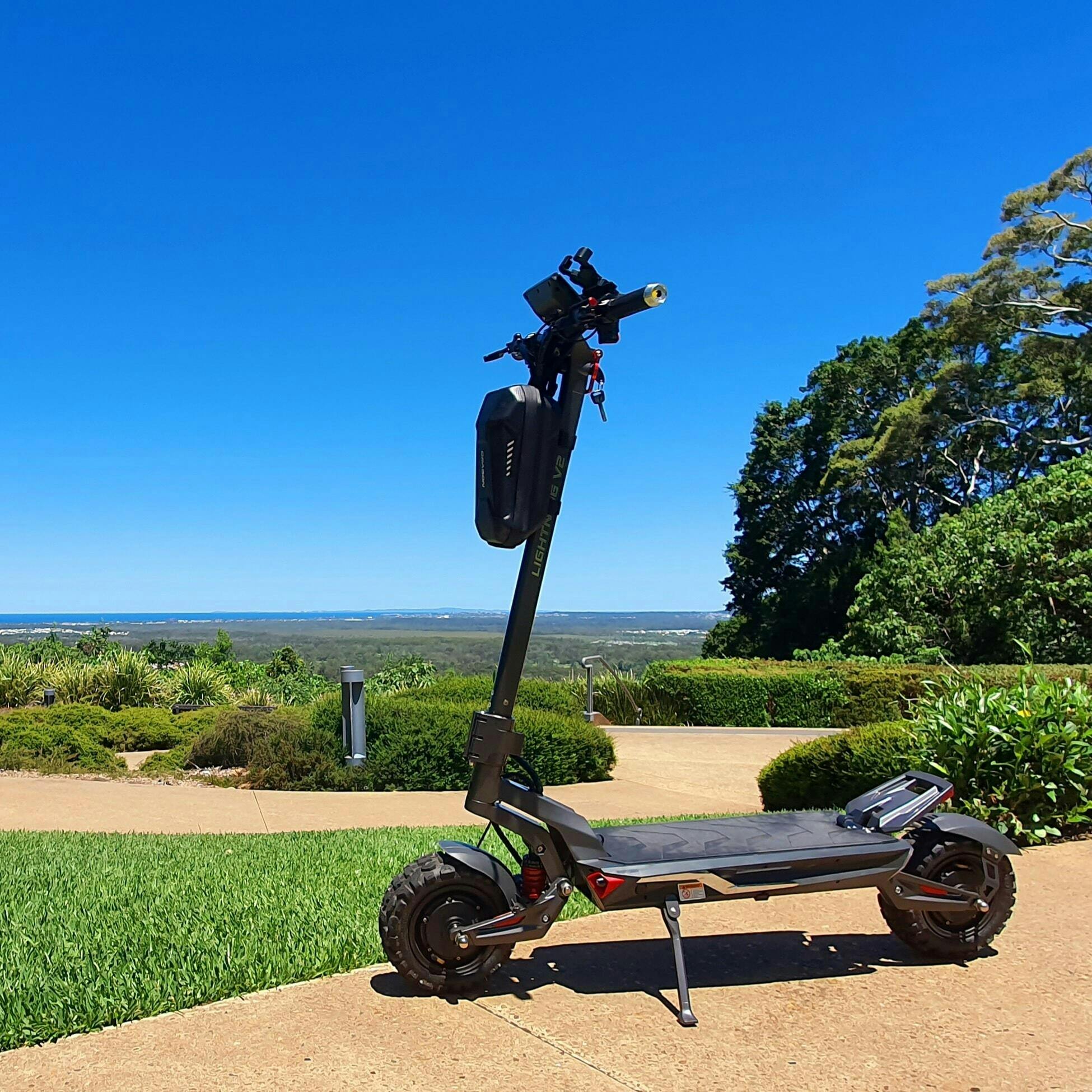 LIGHTNING V2 DUAL MOTOR HIGH PERFORMANCE ELECTRIC SCOOTER Max 4000 w