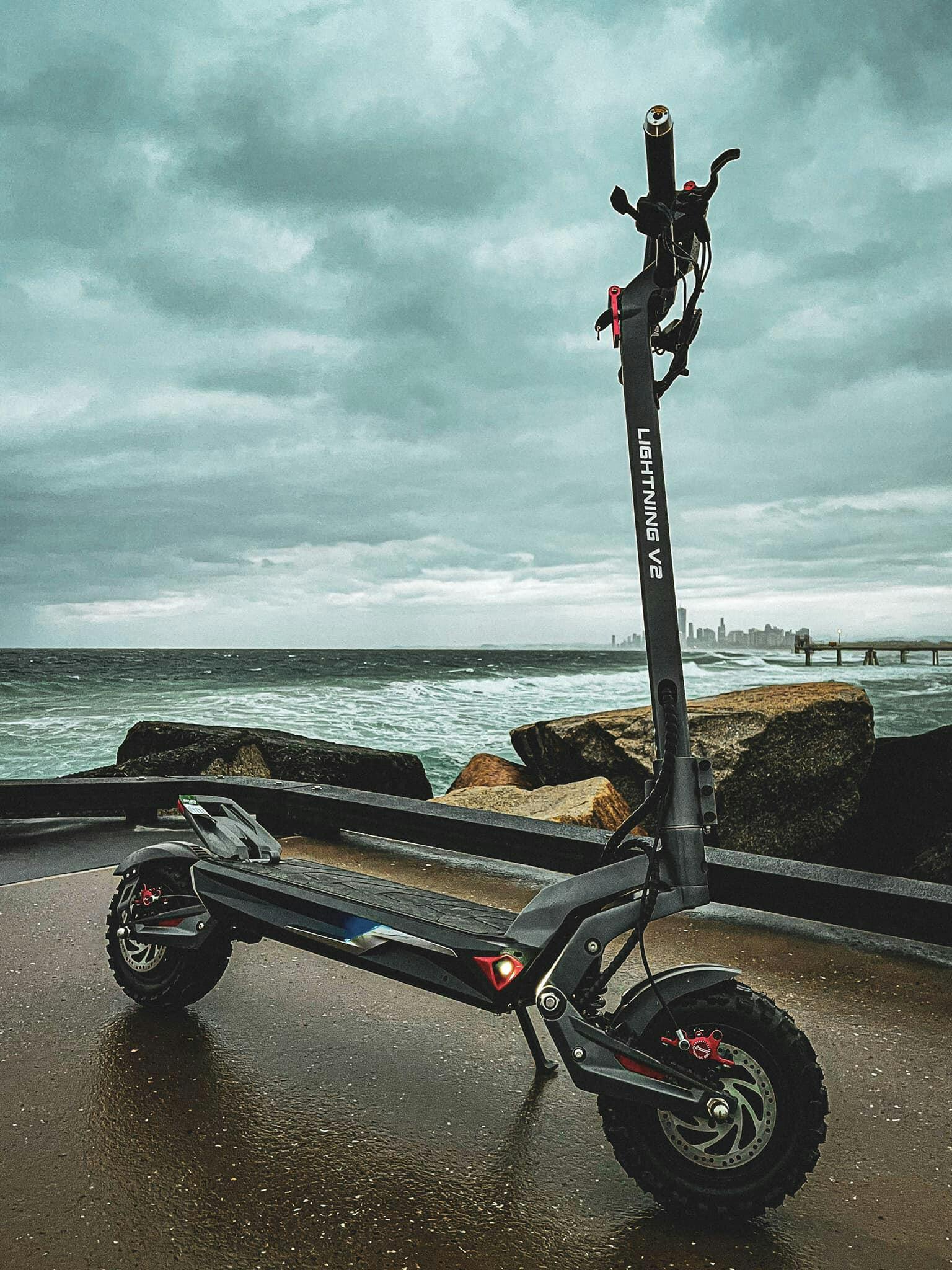 LIGHTNING V2 DUAL MOTOR HIGH PERFORMANCE ELECTRIC SCOOTER Max 4000 w