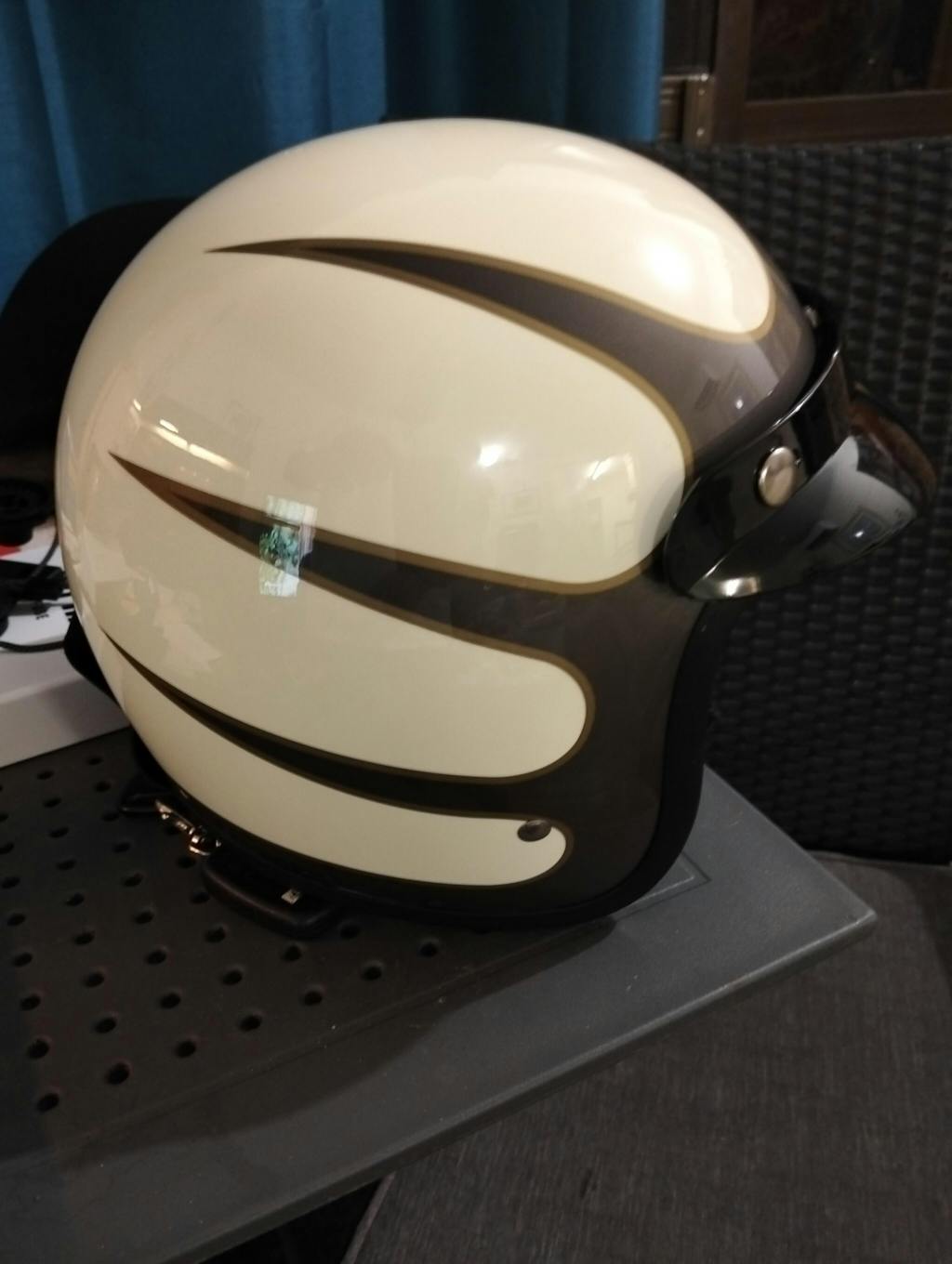 Chopper Low Profile Vintage Motorcycle Helmet - DOT & ECE Approved