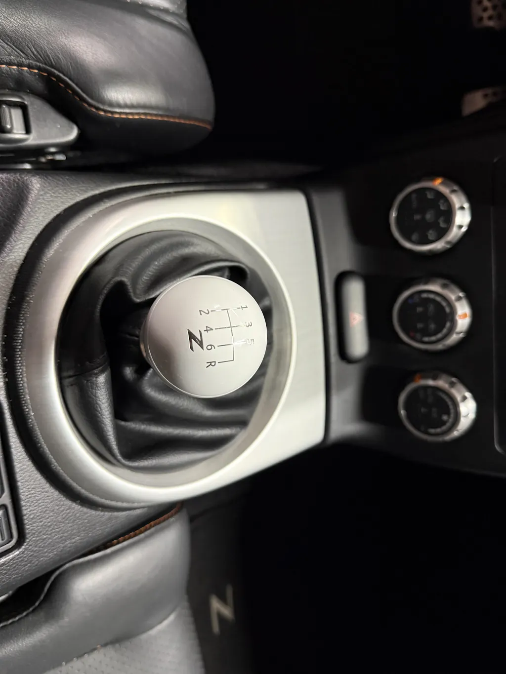 6 Speed Nissan Z Engraving - Weighted - 6 Speed Nissan Fitment