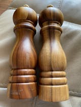 BILL.F Pepper Mill and Salt Mill Grinder 7 Inch Wooden Salt and Pepper  Shakers Set of 2 With Adjustable Ceramic Rotor and Easily Refillable