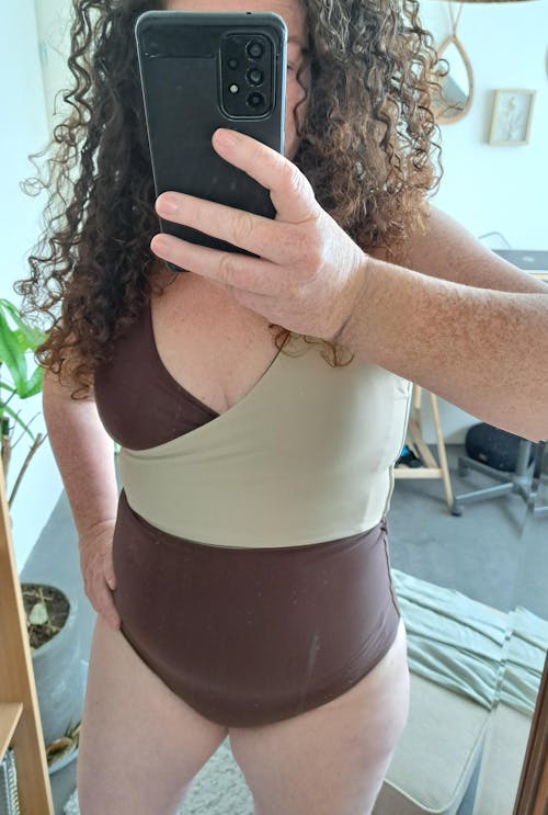 Balance top - perfect beige & brown