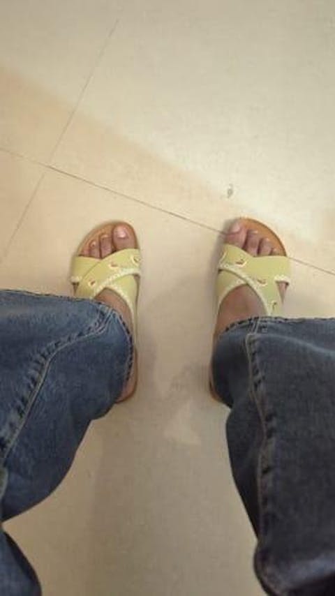 5 Tota slides - Mellow yellow