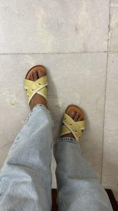 5 Tota slides - Mellow yellow