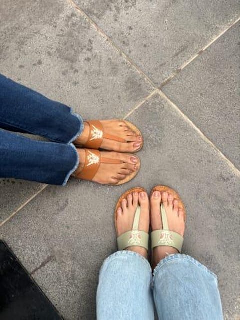 Mitthu slides - Sage green