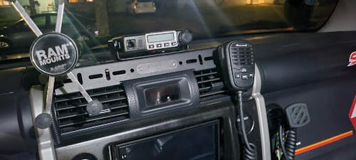 Dash Mounting Platform - TOYOTA FJ Cruiser