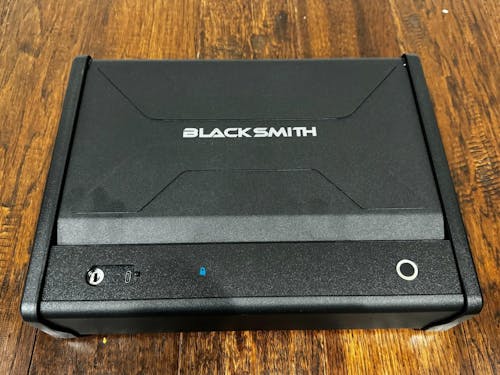 SF0201 Series Pistols Safe, Biometric Gun Box Quick Access