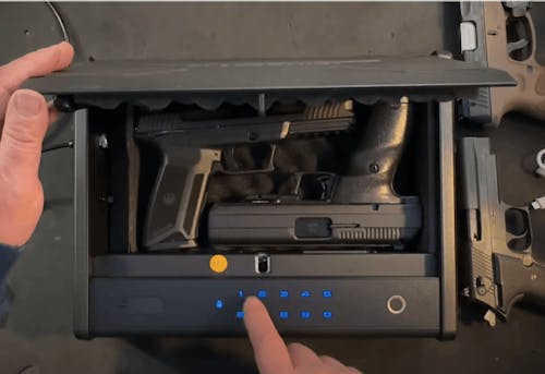 SF0201 Pistols Safe, Bedside Gun Box with Fingerprints