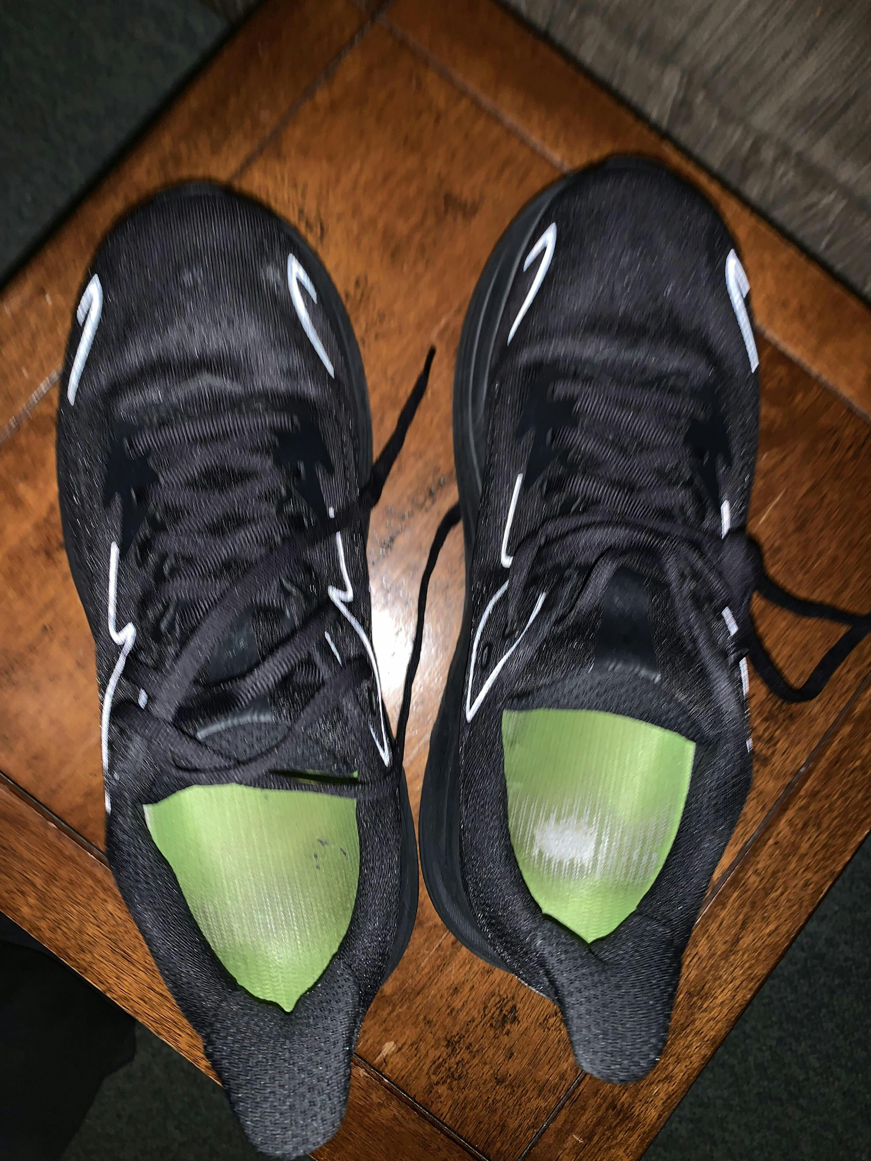 Hoka Men's Clifton 10 - Wide – BlackToe Running Inc.