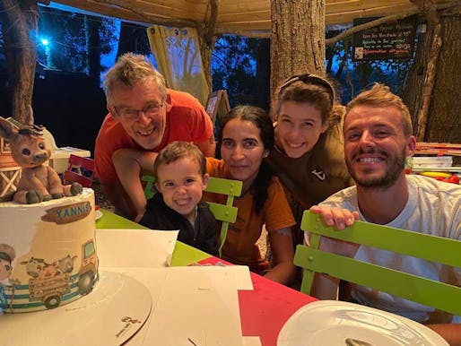  Layer Cake Soho – 16 parts