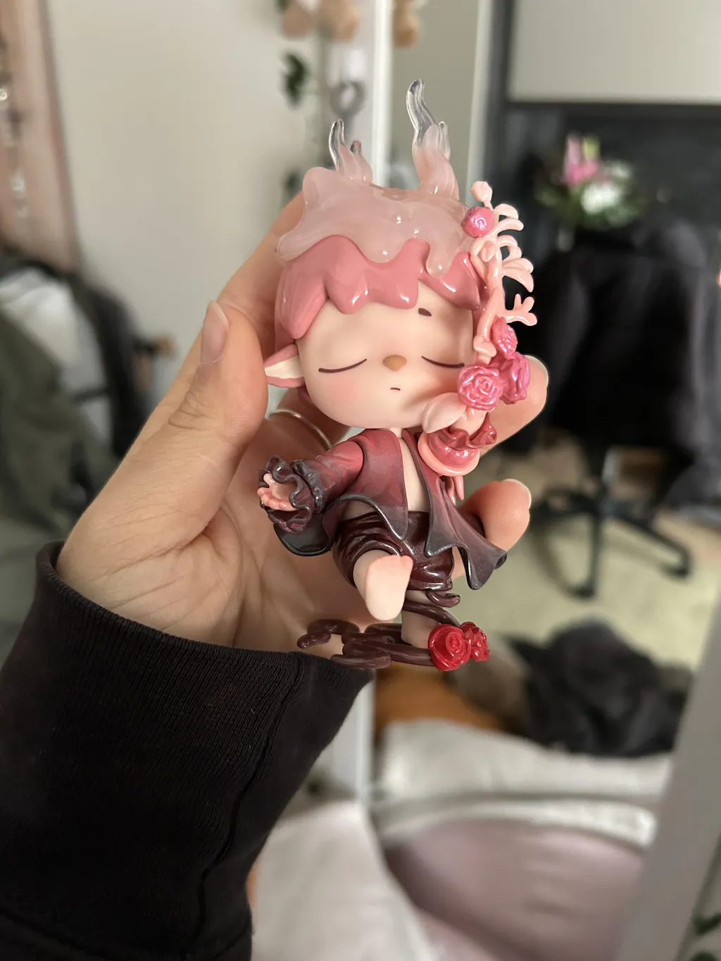 MIMI - Little World Sweet Conquests