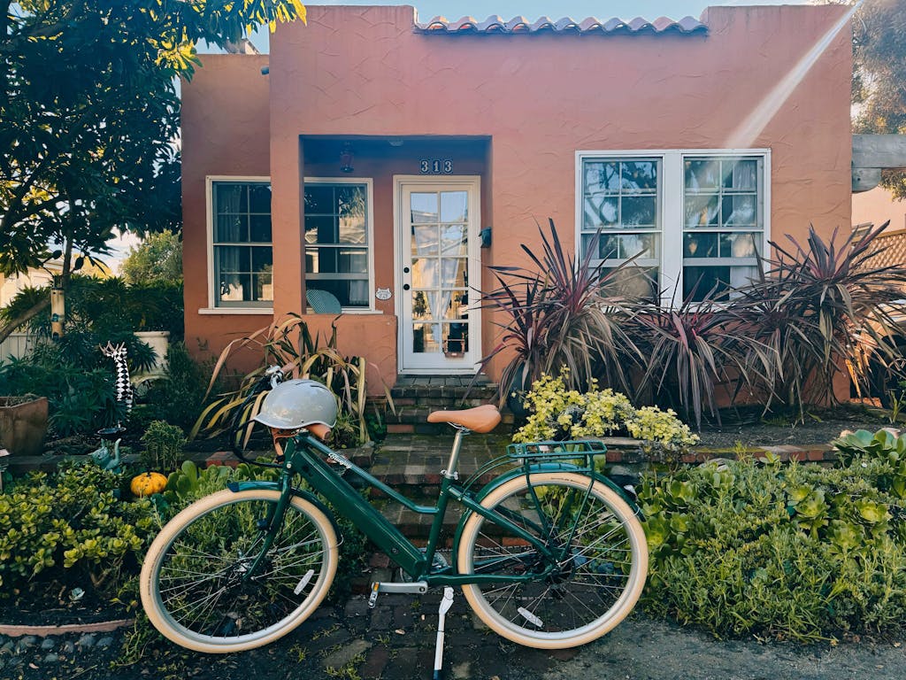 Bluejay Premiere Lite - British Racing Green Electric Bike